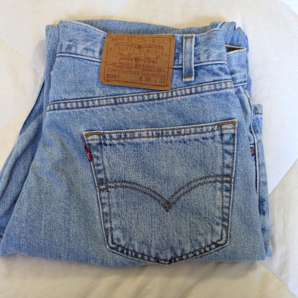 The Perfect Boyfriend Jean, Levi's 1999 Y2K light stonewash 505s #68